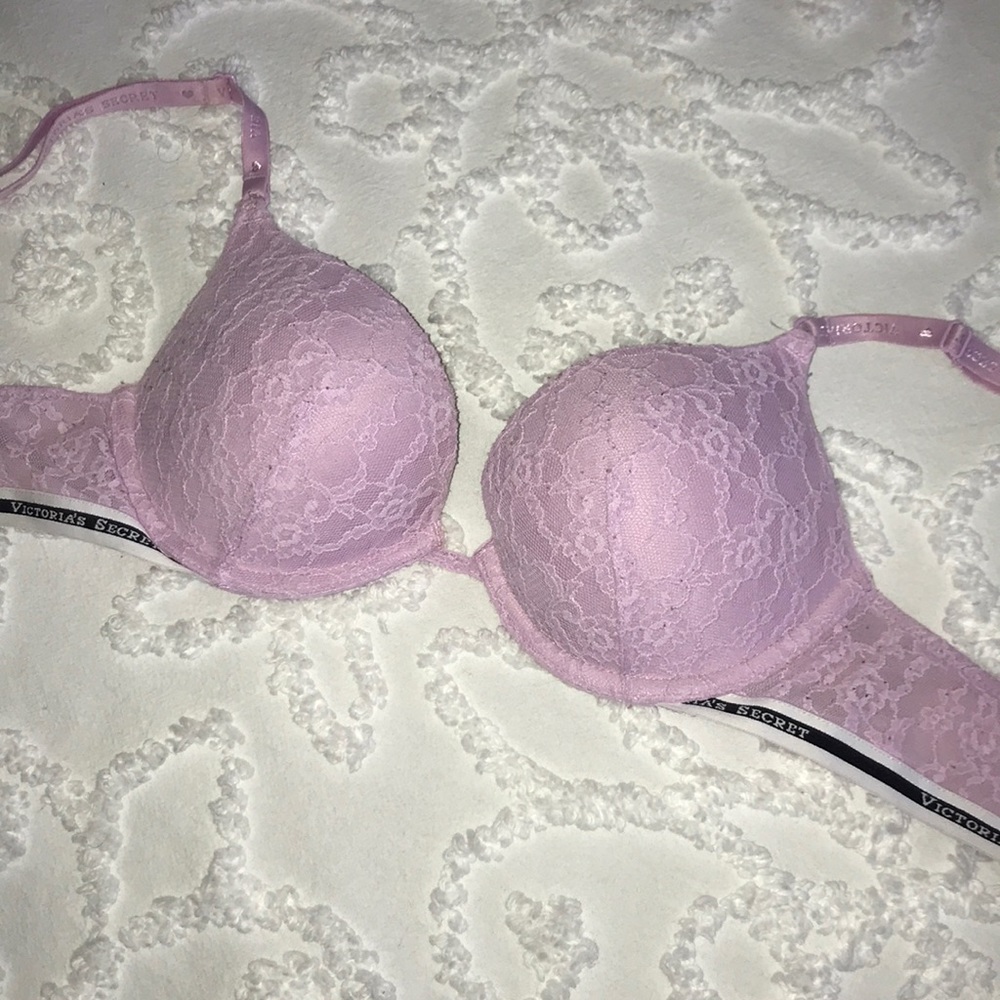 *Lilac* Victoria’s Secret Lace Push-up Bra